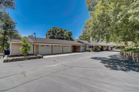 2256 Via Dieguenos, Alpine, CA 91901 photo 3