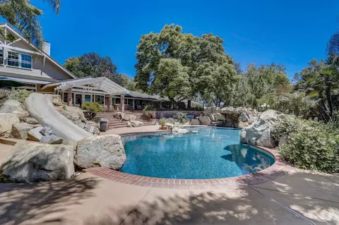2256 Via Dieguenos, Alpine, CA 91901 photo 47
