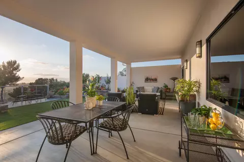 7864 Highwood Ave, La Mesa, CA 91941 photo 4