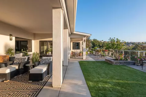 7864 Highwood Ave, La Mesa, CA 91941 photo 50