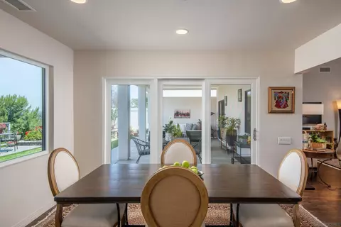 7864 Highwood Ave, La Mesa, CA 91941 photo 20