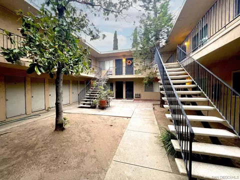 121 E Renette Ave, El Cajon, CA 92020 photo 3