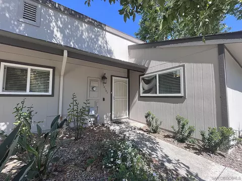 14143 Tarzana Rd, Poway, CA 92064