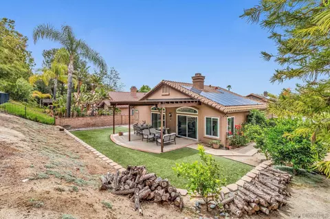 2374 Hyacinth Rd, Alpine, CA 91901 photo 5