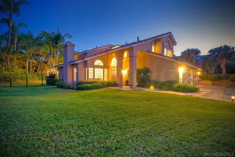 922 Marisa Ln, Encinitas, CA 92024 photo 2