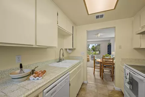 7863 Rancho Fanita Dr #E, Santee, CA 92071 photo 11