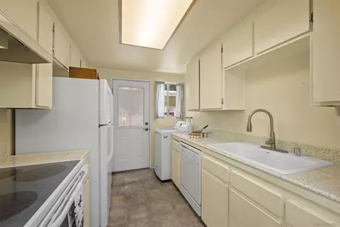 7863 Rancho Fanita Dr #E, Santee, CA 92071 photo 13