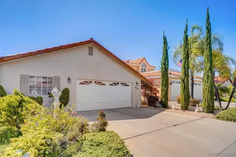 969 Ridge Heights Dr, Fallbrook, CA 92028