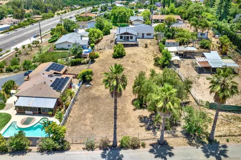 1254 Cain Ln, Escondido, CA 92027 photo 2