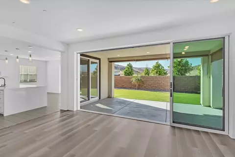 9041 W Bluff Pl, Santee, CA 92071 photo 9