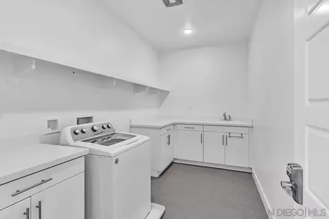 9041 W Bluff Pl, Santee, CA 92071 photo 23