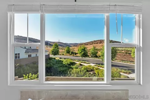 9041 W Bluff Pl, Santee, CA 92071 photo 18