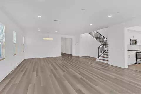 9041 W Bluff Pl, Santee, CA 92071 photo 10