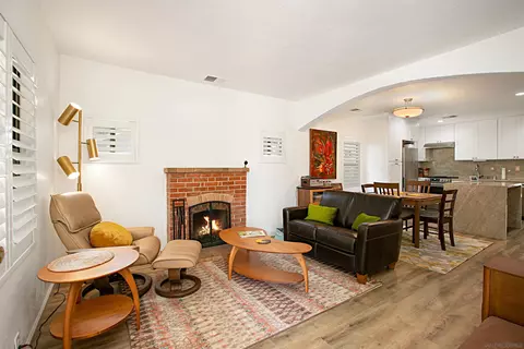 4875 Kenmore Ter, San Diego, CA 92116
