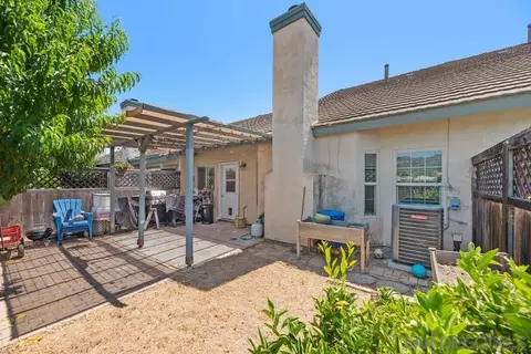 424 Devonshire Gln, Escondido, CA 92027 photo 30