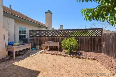 424 Devonshire Gln, Escondido, CA 92027 photo 26