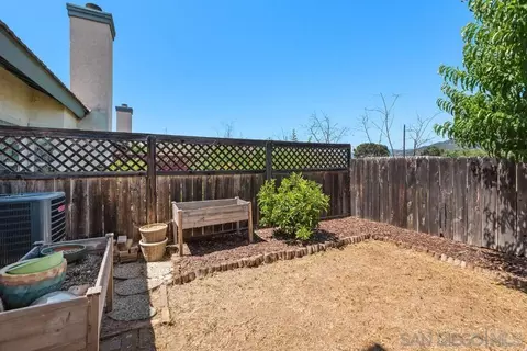 424 Devonshire Gln, Escondido, CA 92027 photo 27