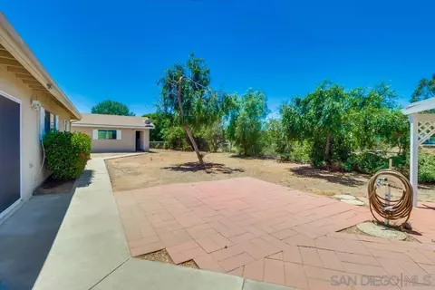 530 Mountain View Rd, El Cajon, CA 92021 photo 16