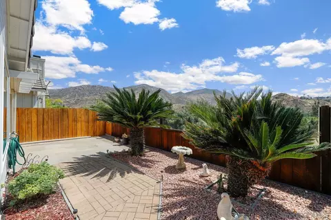 1111 Bitterbush Ln, El Cajon, CA 92019