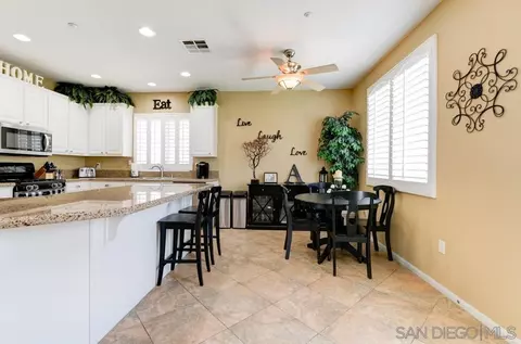 8713 Glen Oaks Way, Santee, CA 92071 photo 5