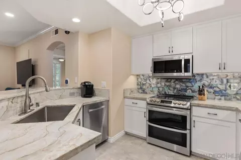 4155 Executive Dr #E112, La Jolla, CA 92037 photo 3