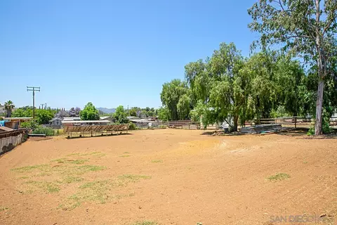 11019 Fillbrook Dr, Lakeside, CA 92040 photo 23