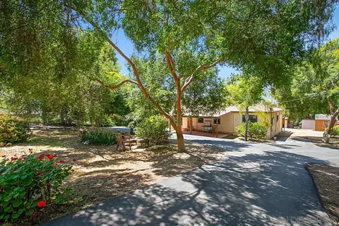 11019 Fillbrook Dr, Lakeside, CA 92040