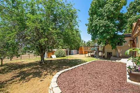11019 Fillbrook Dr, Lakeside, CA 92040 photo 24