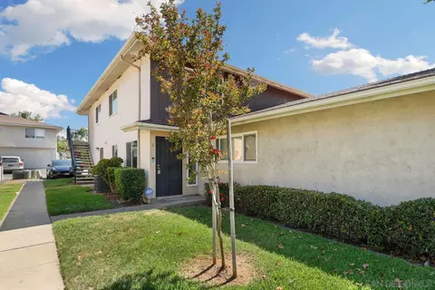 12117 Wintercrest Dr #2, Lakeside, CA 92040