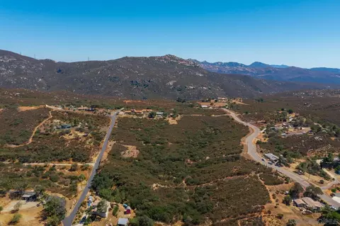casa de roca, Alpine, CA 91901 photo 5