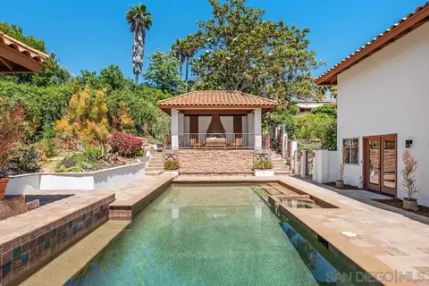 1838 Via Rancho Pkwy, Escondido, CA 92029