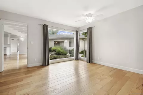 838 Lamplight Dr, La Jolla, CA 92037 photo 29