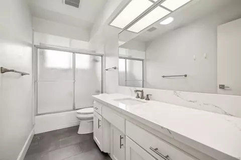838 Lamplight Dr, La Jolla, CA 92037 photo 34