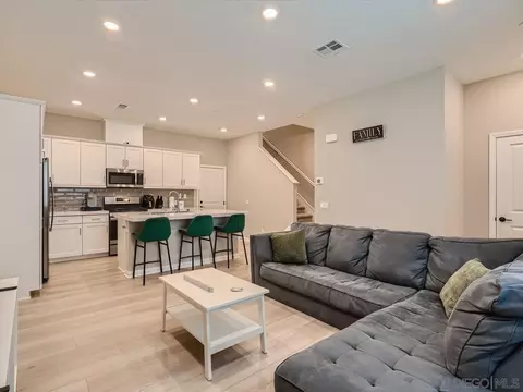 2021 Bluestone Cir, Chula Vista, CA 91913