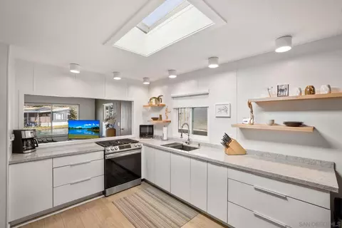 7110 Santa Barbara St, Carlsbad, CA 92011 photo 14