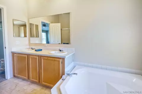 1010 E Bobier Dr #65, Vista, CA 92084 photo 25