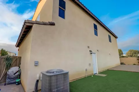 2305 Zeus Ct, Spring Valley, CA 91977 photo 32