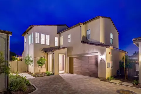 2305 Zeus Ct, Spring Valley, CA 91977