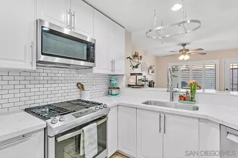 465 Whispering Willow Dr #E, Santee, CA 92071 photo 9