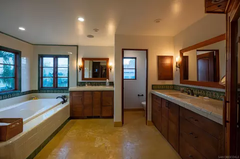 1245 Park Row, La Jolla, CA 92037 photo 22
