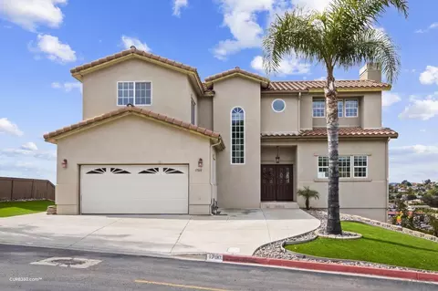 1700 Horizon Heights Cir, El Cajon, CA 92019