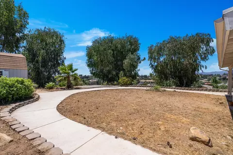 1197 Senwood Way, Fallbrook, CA 92028 photo 29