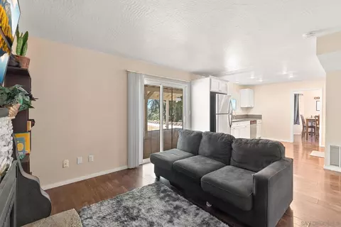 1197 Senwood Way, Fallbrook, CA 92028 photo 16