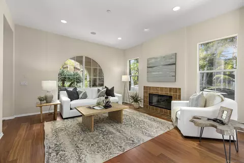 1359 Ahlrich Ave, Encinitas, CA 92024 photo 2