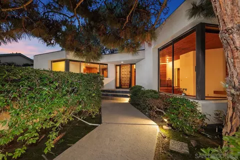 14016 Mira Montana Dr, Del Mar, CA 92014