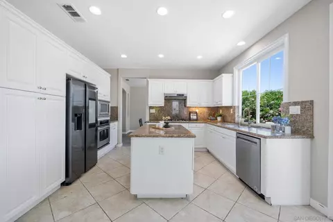 33260 Embassy Ave, Temecula, CA 92592 photo 15