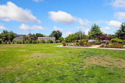 4117 Sitio Flor, Oceanside, CA 92057 photo 25