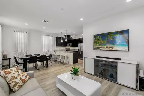 4117 Sitio Flor, Oceanside, CA 92057