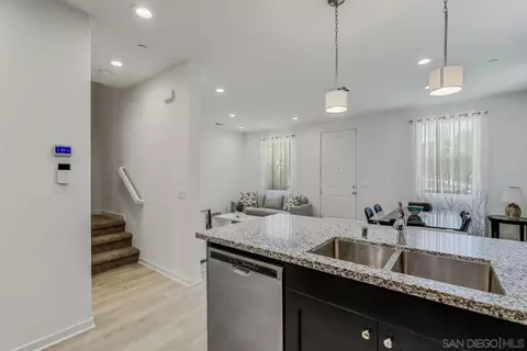 4117 Sitio Flor, Oceanside, CA 92057 photo 8