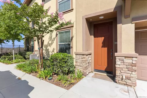 11155 Taloncrest Way #40, San Diego, CA 92126